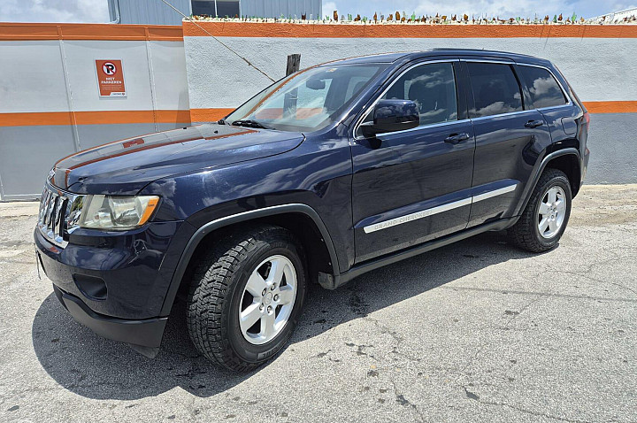 Jeep Grand Cherokee Laredo